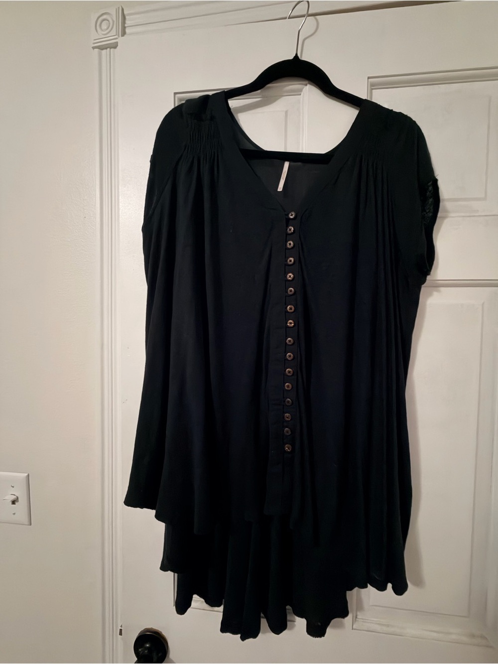 Free People Black Button-Front V-Neck High-Low Top - Picture 2 of 4